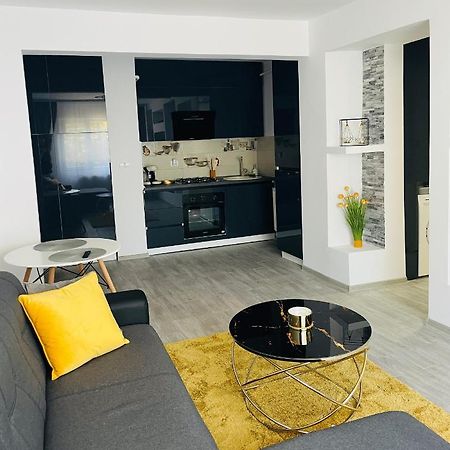 Timisoara Central Apartment New Parking !! Ngoại thất bức ảnh