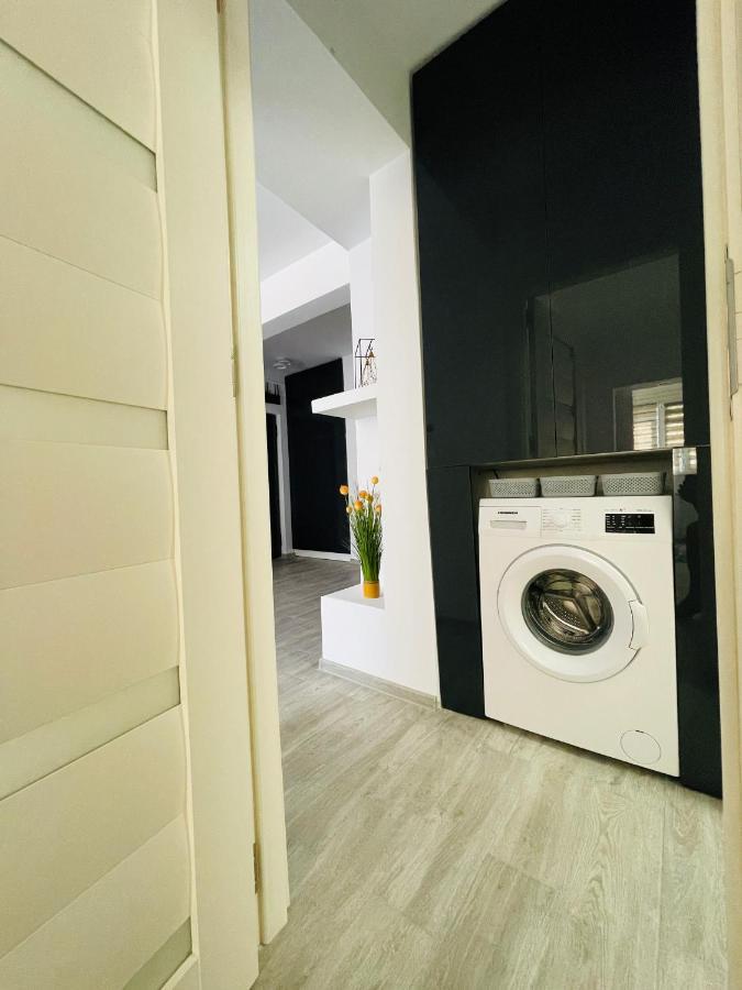 Timisoara Central Apartment New Parking !! Ngoại thất bức ảnh