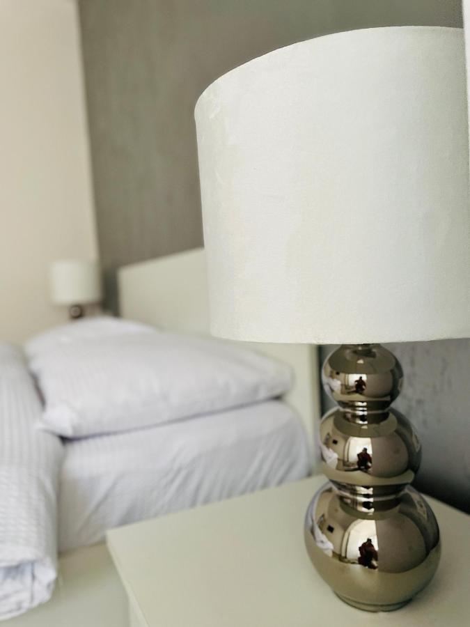 Timisoara Central Apartment New Parking !! Ngoại thất bức ảnh