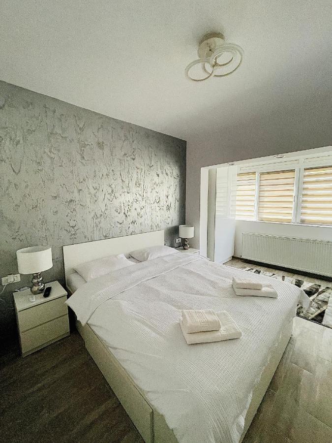 Timisoara Central Apartment New Parking !! Ngoại thất bức ảnh