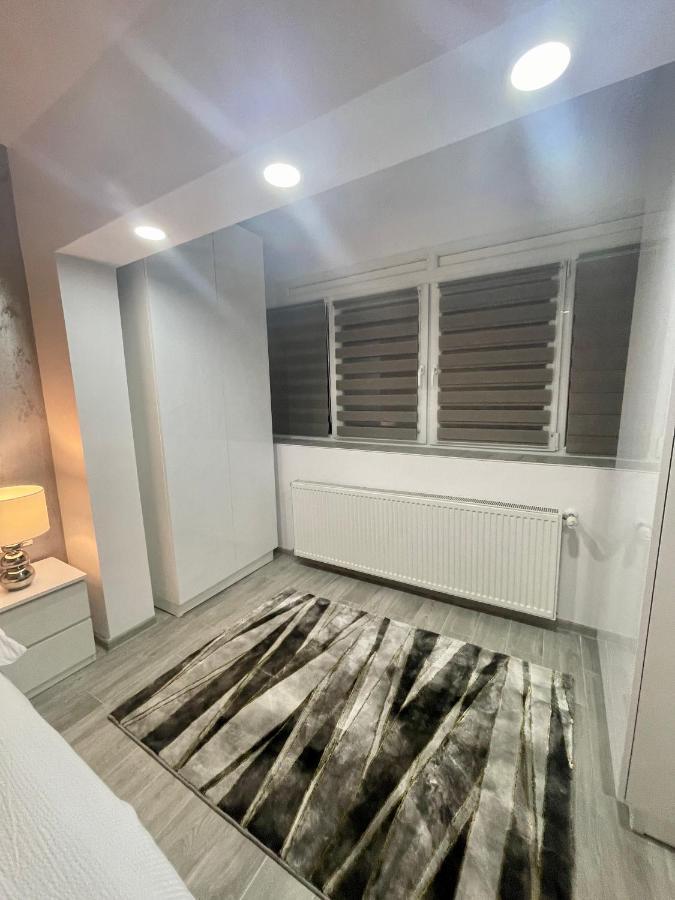 Timisoara Central Apartment New Parking !! Ngoại thất bức ảnh
