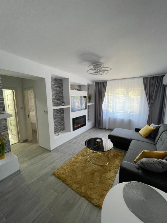 Timisoara Central Apartment New Parking !! Ngoại thất bức ảnh